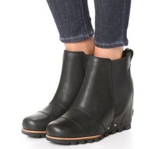 Sorel Women’s Lea Wedge Boot - Black size 8